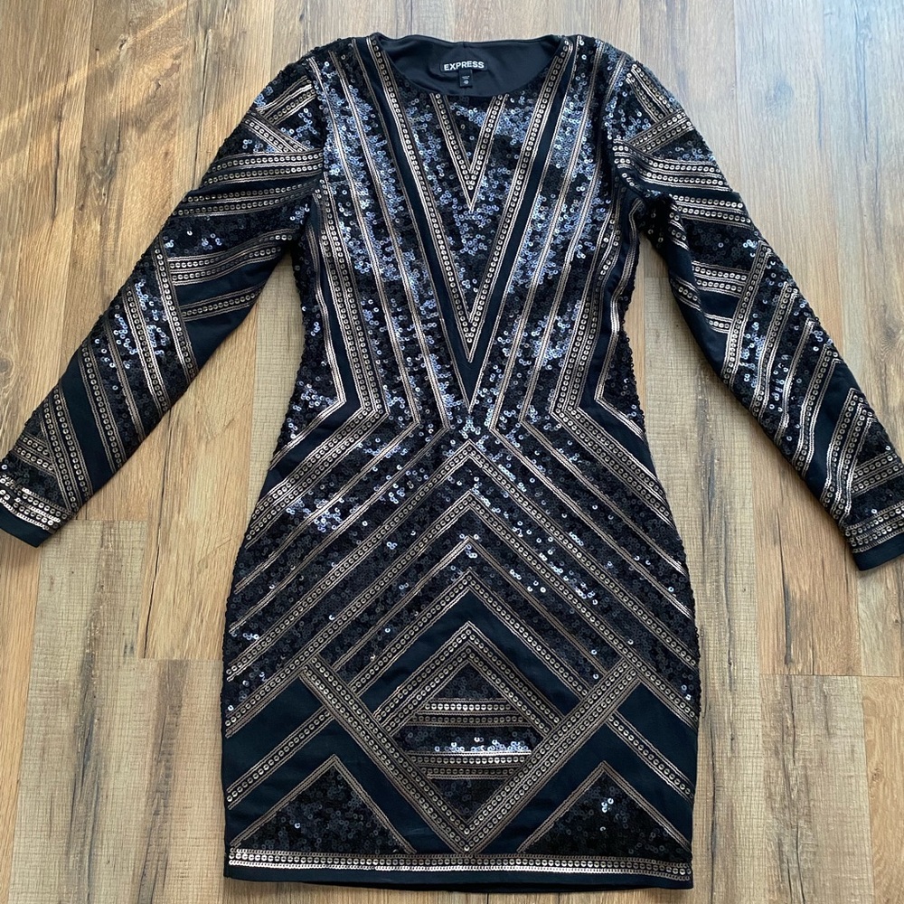 Sequence black and gold fitted dress size xs from express